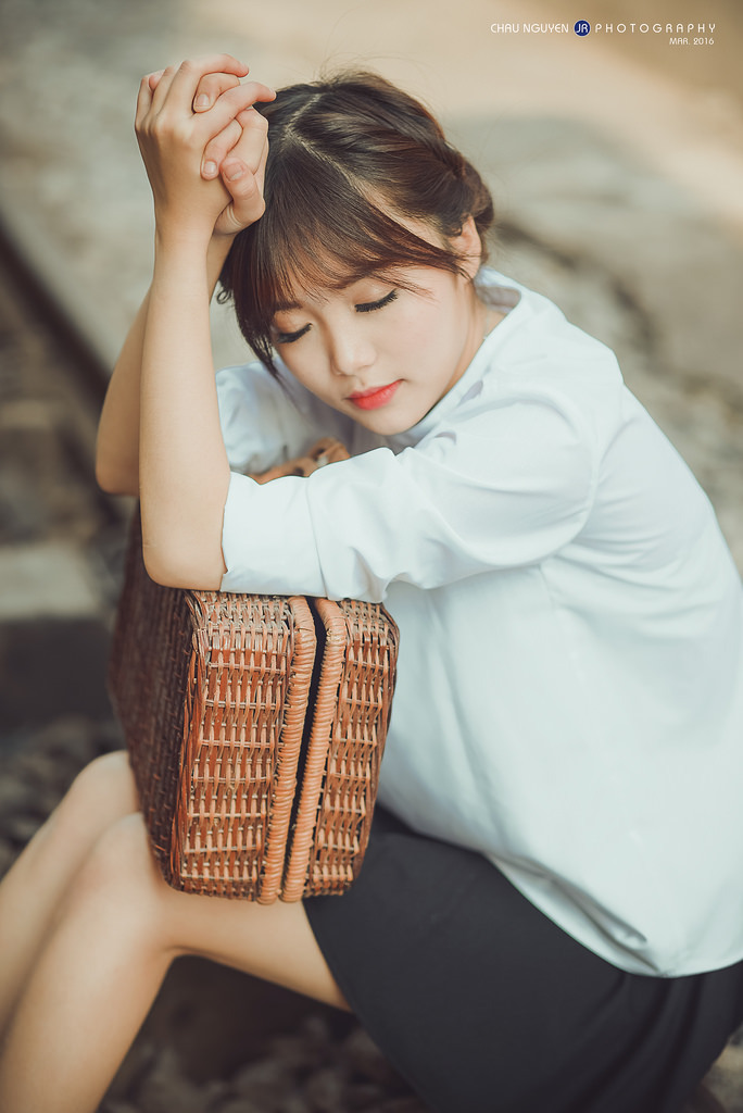 新婚嬌妻出差h辣文
