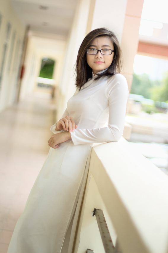 《恥辱の女潛入搜查官地獄