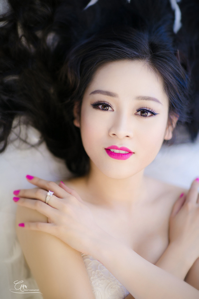 兩男一女3p韓國(guó)電影